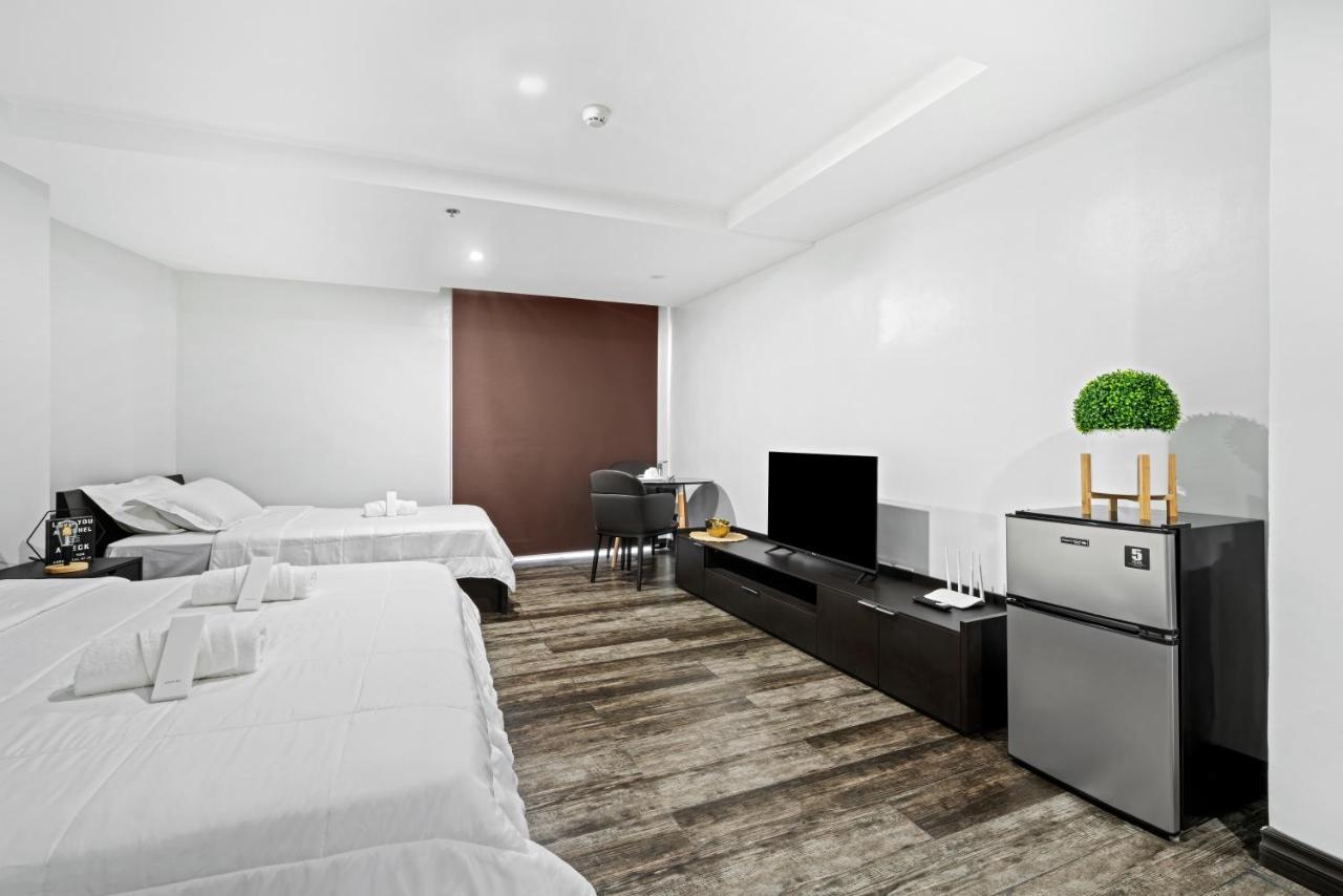 Espacio Hotel Taguig Exterior photo